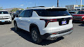 2025 Chevrolet Traverse AWD LT