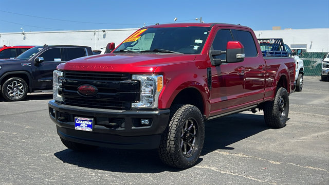 2017 Ford Super Duty F-350 SRW Lariat