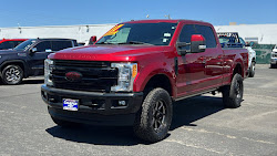 2017 Ford Super Duty F-350 SRW Lariat
