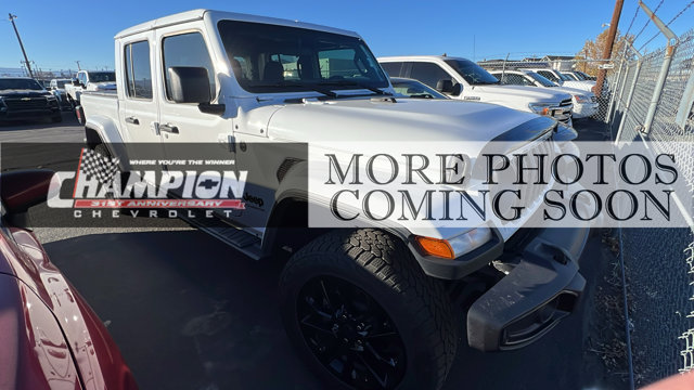 2025 Jeep Gladiator Nighthawk