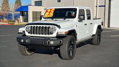 2025 Jeep Gladiator