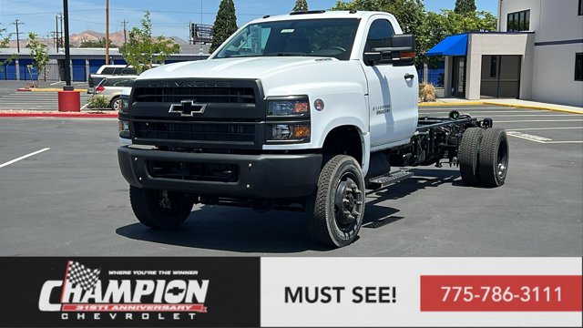 2026 Chevrolet Silverado MD WT