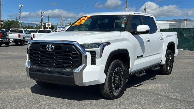 2025 Toyota Tundra 4WD SR5