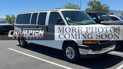 2025 GMC Savana Passenger