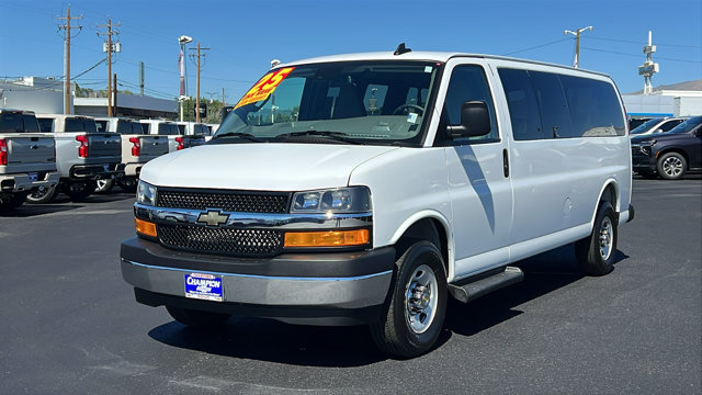 2025 Chevrolet Express Passenger LT
