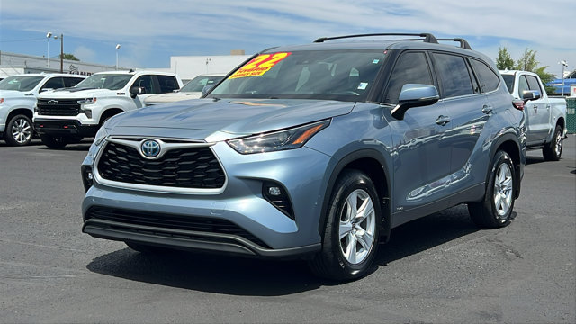 2022 Toyota Highlander Hybrid LE
